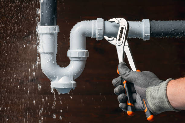 Professional Leak Detection technician working in Columbia, SC